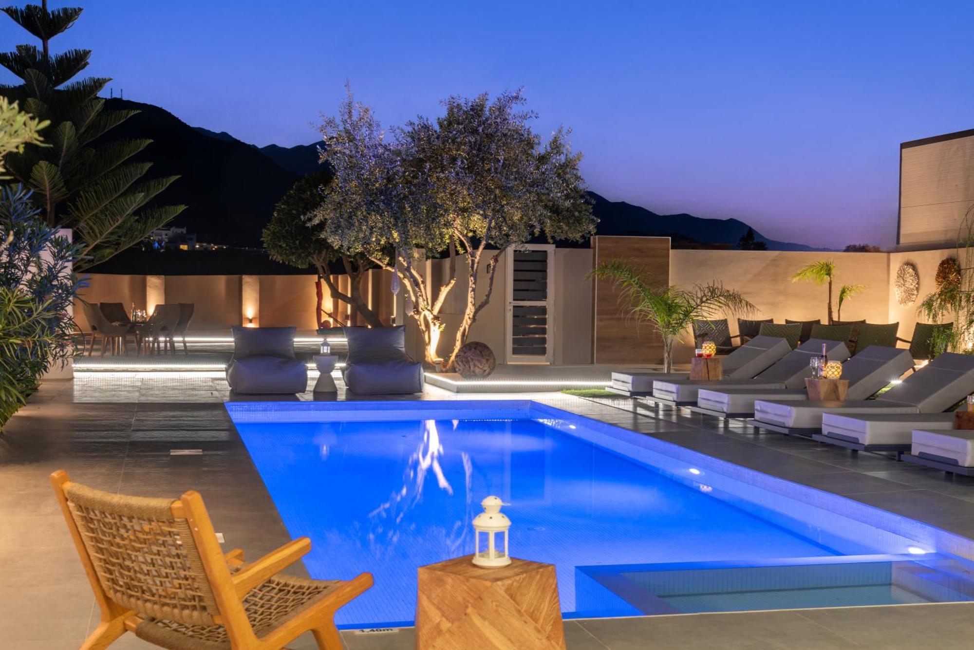 Hypnosis Beachside Villa With Private Heated Pool Georgioupoli Eksteriør billede
