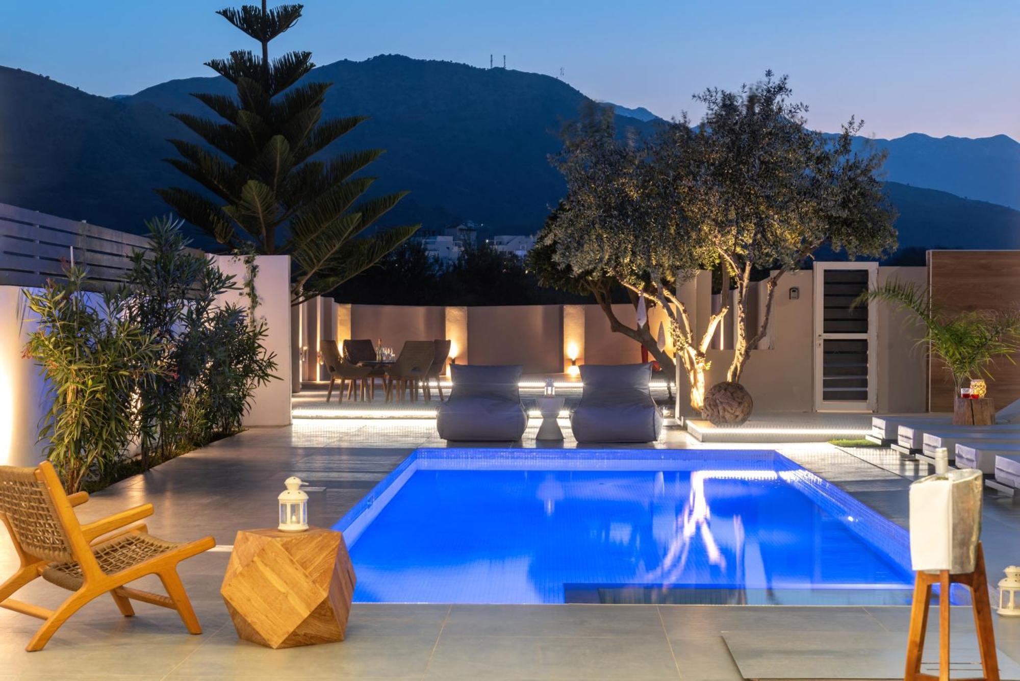 Hypnosis Beachside Villa With Private Heated Pool Georgioupoli Eksteriør billede